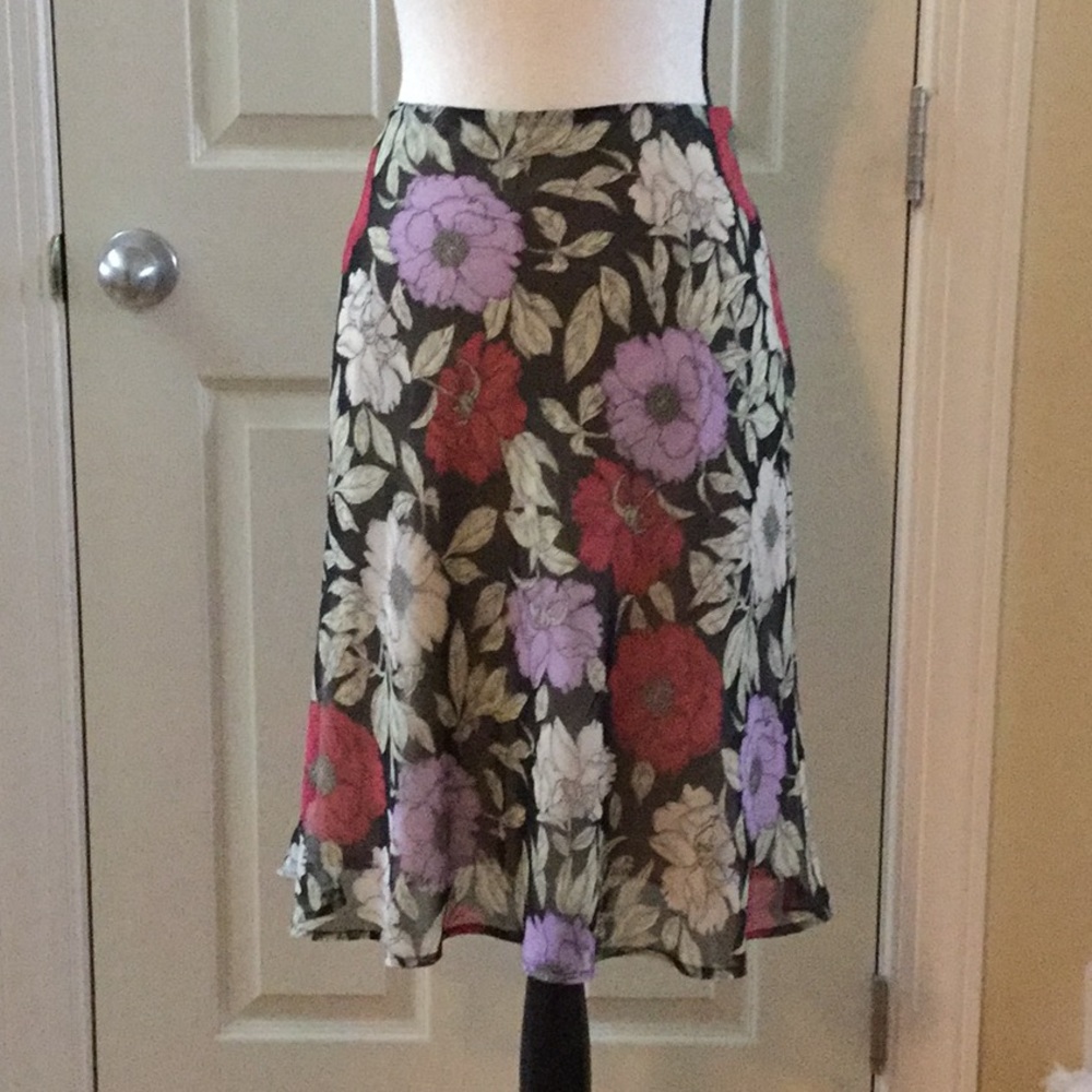 Skirt by Geoffrey Beene, 10